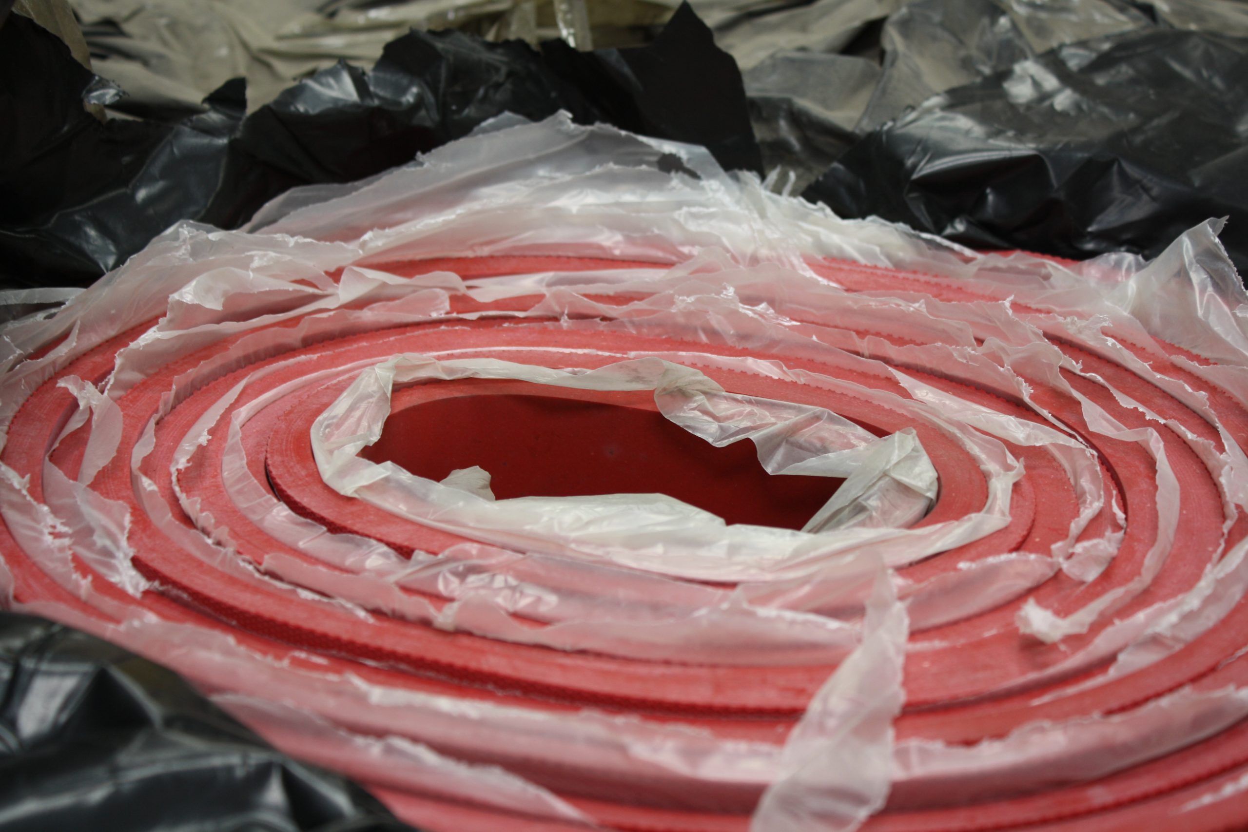 Empaquetadura 10mmx1,2mt NR abrasiva sin tela roja