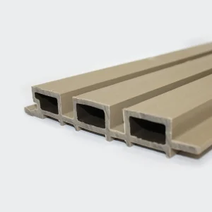 Tabla Wallpanel WPC 2,4mts 16,9x2,6cm Estriada Color marfil